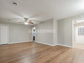 421 Kingshead Ct in Irmo, SC - Foto de edificio - Building Photo