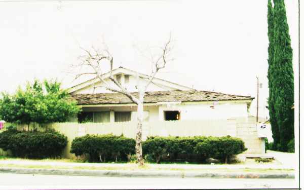 3166 E Garnet Ln in Fullerton, CA - Building Photo