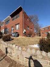 41 Tuckerman St NW in Washington, DC - Foto de edificio - Building Photo