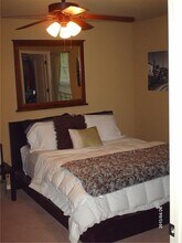 2624 N Valencia Ave in Fayetteville, AR - Building Photo - Building Photo
