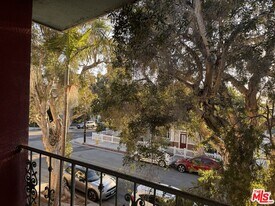 2639 6th St in Santa Monica, CA - Building Photo