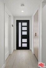 12849 Tiara St in Los Angeles, CA - Building Photo - Building Photo