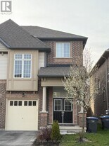 74 Fawnridge Rd in Caledon, ON - Building Photo