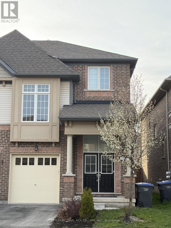 property at 74 Fawnridge Rd