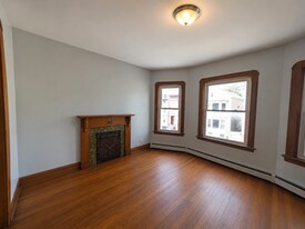 662 State St in Albany, NY - Building Photo