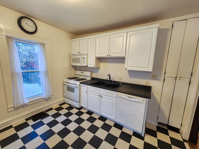 property at 829 Humboldt St