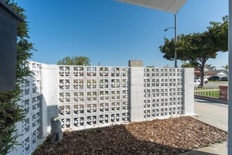 2462 237th Pl in Torrance, CA - Building Photo - Building Photo