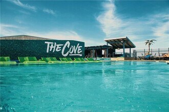 128 Kimber Ln in College Station, TX - Building Photo - Building Photo