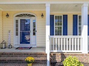 542 Redford Pl Dr in Rolesville, NC - Building Photo - Building Photo