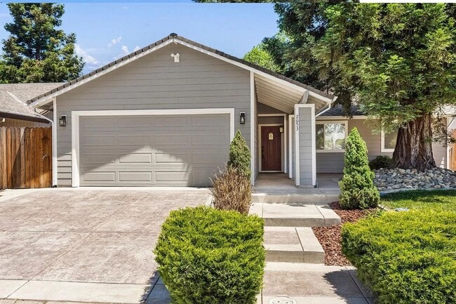 property at 2653 Tierra Grande Cir