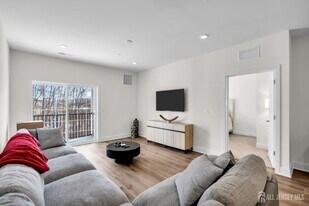 30102 Radford Ct in Monroe Township, NJ - Building Photo