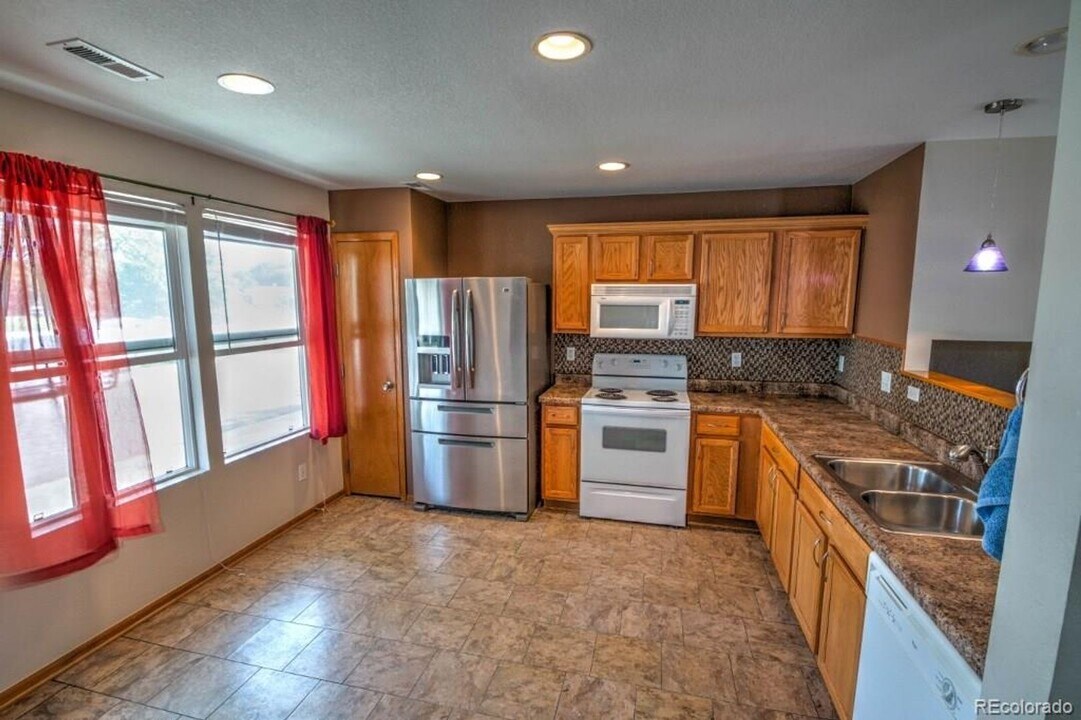 4645 S Swadley Way in Morrison, CO - Foto de edificio