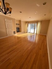 3705 Pinhorn Dr in Bridgewater, NJ - Building Photo - Building Photo