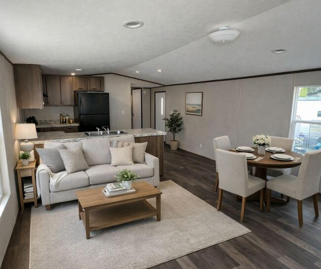 48 Tower Manor Dr in Auburndale, FL - Building Photo - Building Photo