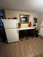 7608 E South St in Clinton, NY - Building Photo - Building Photo