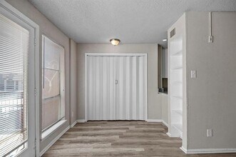 5534 Boca Raton Blvd in Fort Worth, TX - Foto de edificio - Building Photo