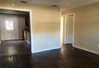 1905 Pake Ave in Mobile, AL - Building Photo - Building Photo