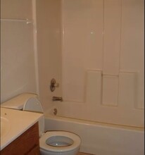1123 NW Scenic Dr in Grain Valley, MO - Building Photo - Building Photo