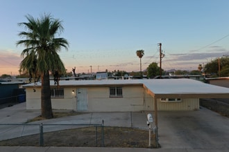 1908 E Lynne Ln in Phoenix, AZ - Building Photo - Building Photo