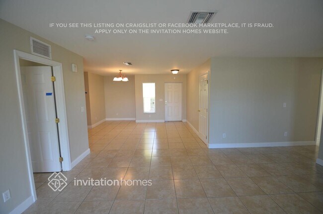 931 Skyline Blvd in Cape Coral, FL - Building Photo - Building Photo