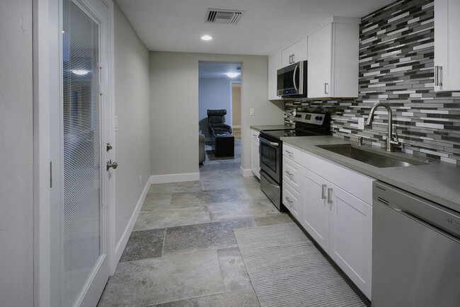 933 E Edison St in Tucson, AZ - Building Photo - Building Photo