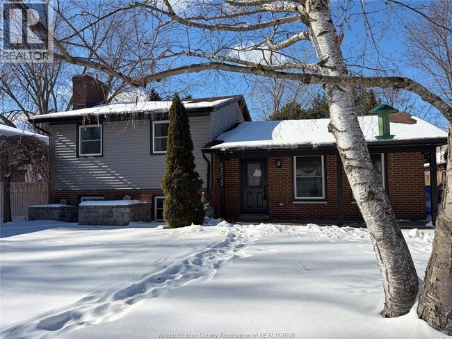 6755 Matchett Rd in Windsor, ON - Building Photo - Building Photo