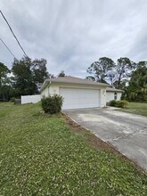 3616 Spinner Ave in North Port, FL - Building Photo - Building Photo