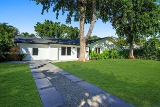 117 NE 20th St in Wilton Manors, FL - Foto de edificio - Building Photo