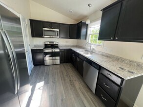 808 McLiviane Ct in Pevely, MO - Building Photo - Building Photo