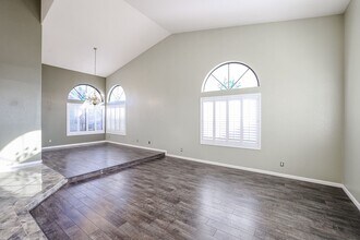 12 W Vera Ln in Tempe, AZ - Building Photo - Building Photo