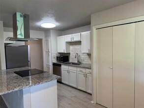 4211 Spring Brook Dr in Arlington, TX - Building Photo - Building Photo