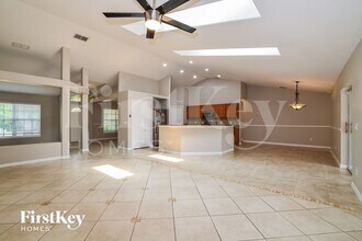 13219 Lakewind Dr in Clermont, FL - Building Photo - Building Photo