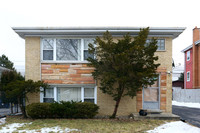 333 S Hale St in Addison, IL - Foto de edificio - Building Photo