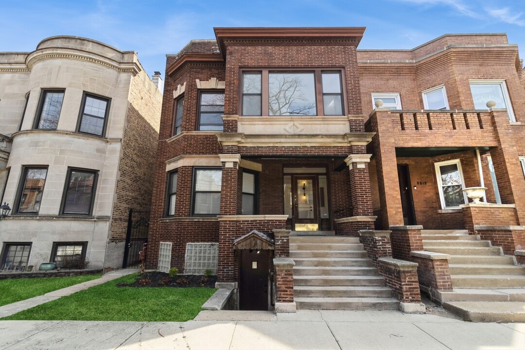 6617 S Minerva Ave in Chicago, IL - Building Photo