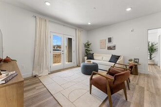 Ascesa Court in Saint George, UT - Foto de edificio - Building Photo