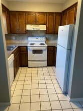 2125 Beaumont Dr, Unit B in Norman, OK - Building Photo - Building Photo