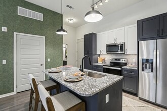 Cortland ChampionsGate in Davenport, FL - Building Photo - Building Photo