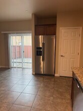 669 Mission De Oro Dr in Redding, CA - Building Photo - Building Photo