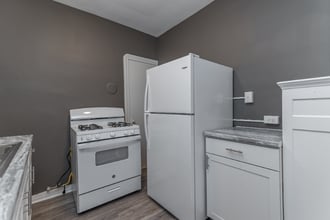 1035 Lake Ave in Cleveland, OH - Building Photo - Building Photo