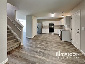 437 Brookfield Dr in Statesville, NC - Building Photo - Building Photo