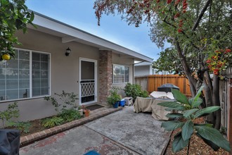 179 Elm St in San Carlos, CA - Building Photo - Building Photo