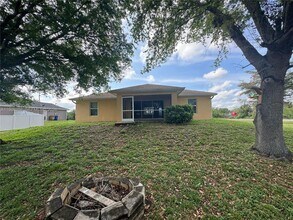 507 Peerless Cir in Lehigh Acres, FL - Building Photo - Building Photo