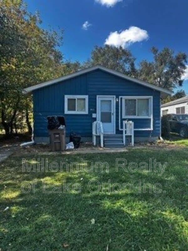 property at 445 Emerson Ave