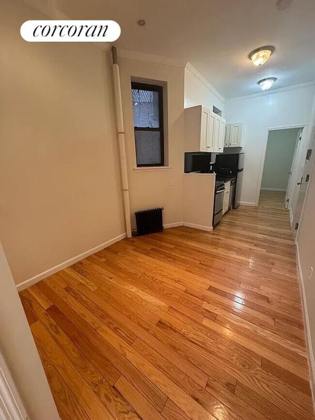237 Henry St