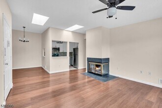 96 Fisher Dr in Franklin Township, NJ - Building Photo - Building Photo