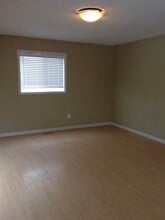 8917-8972 72 Ave in Grande Prairie, AB - Building Photo - Building Photo