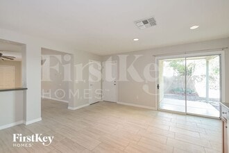 7625 E Desert Overlook Dr in Tucson, AZ - Building Photo - Building Photo