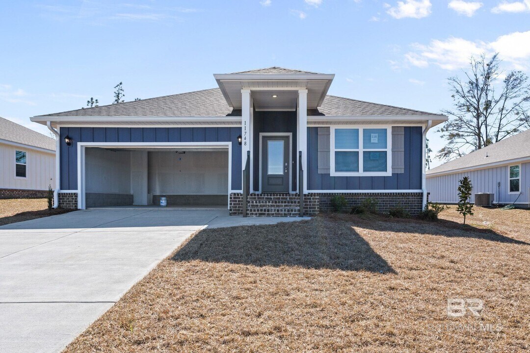 11748 Elemis Dr in Daphne, AL - Building Photo