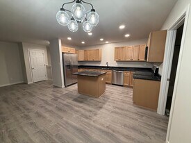 5995-5995 Hanson Ct, Unit 5993 in Lyons, WI - Building Photo