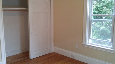 39 Watts St, Unit 2 in Malden, MA - Building Photo - Building Photo